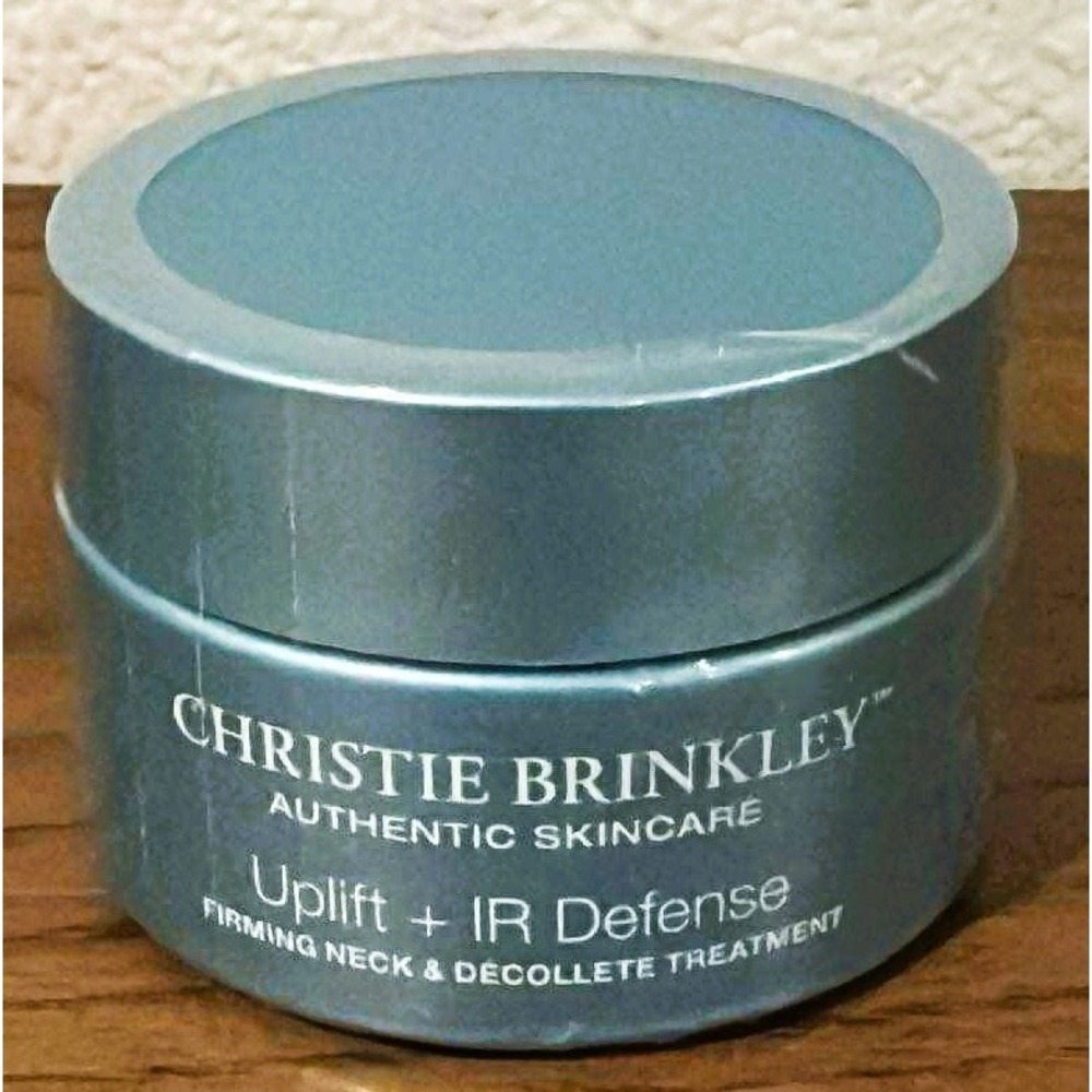 Christie Brinkley Uplift + IR Defense Firming Neck & Decollete Treatment 1.7 oz